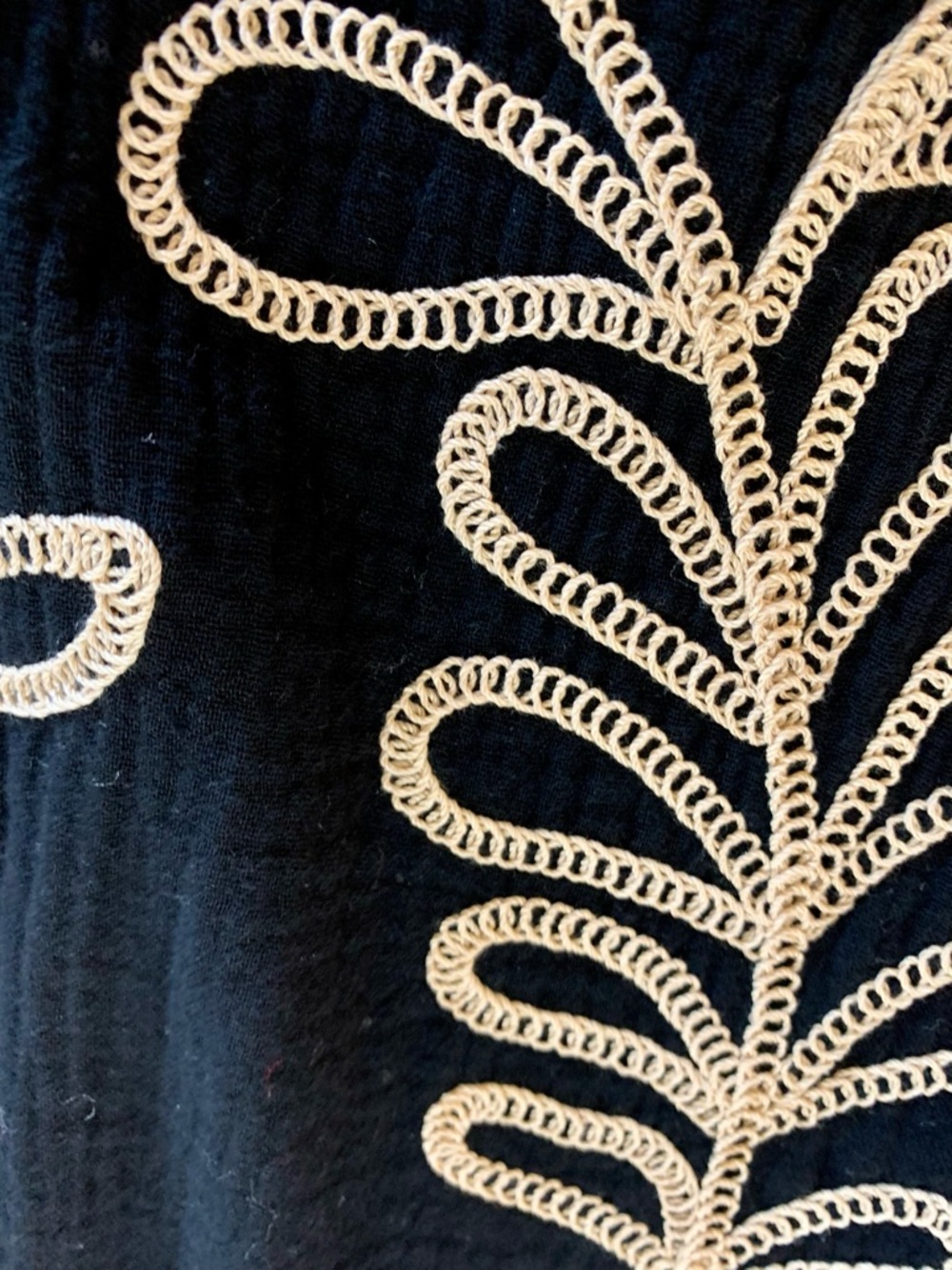 THML Black Blouse with Cream Botanical Embroidery - Picture 6 of 7
